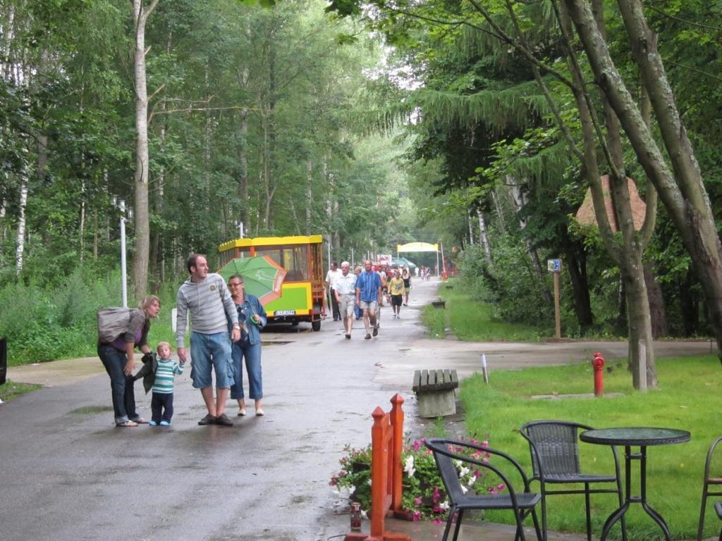 Resort Piaseczno Rozpłucie Exterior photo