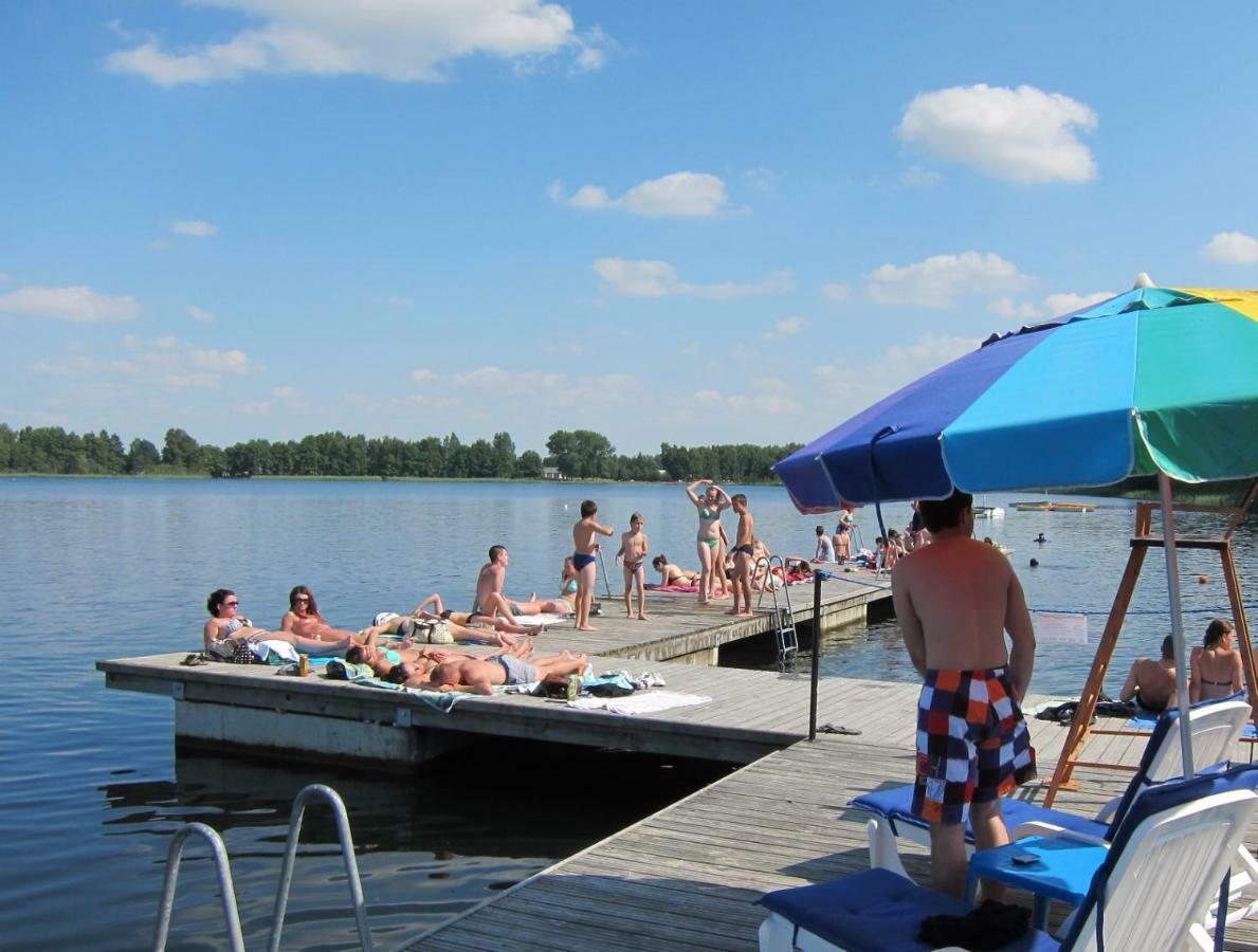 Resort Piaseczno Rozpłucie Exterior photo