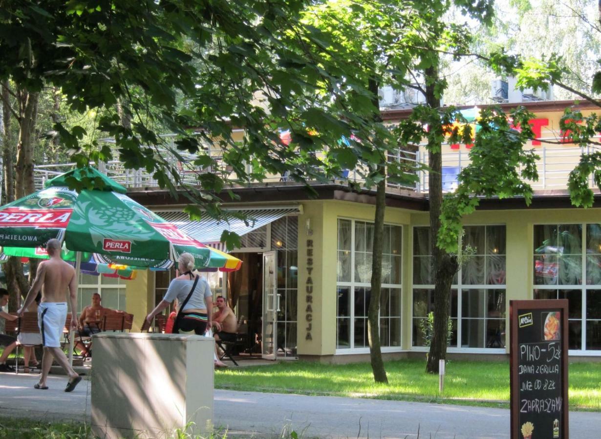Resort Piaseczno Rozpłucie Exterior photo